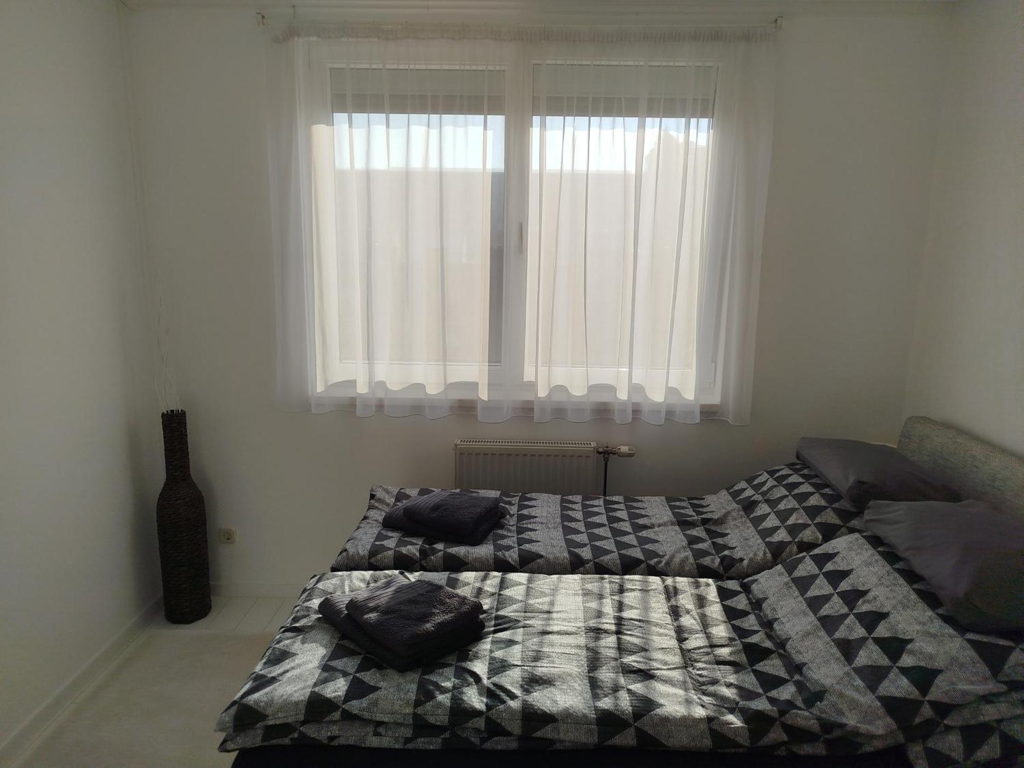 Csongor Apartman Boedapest Buitenkant foto