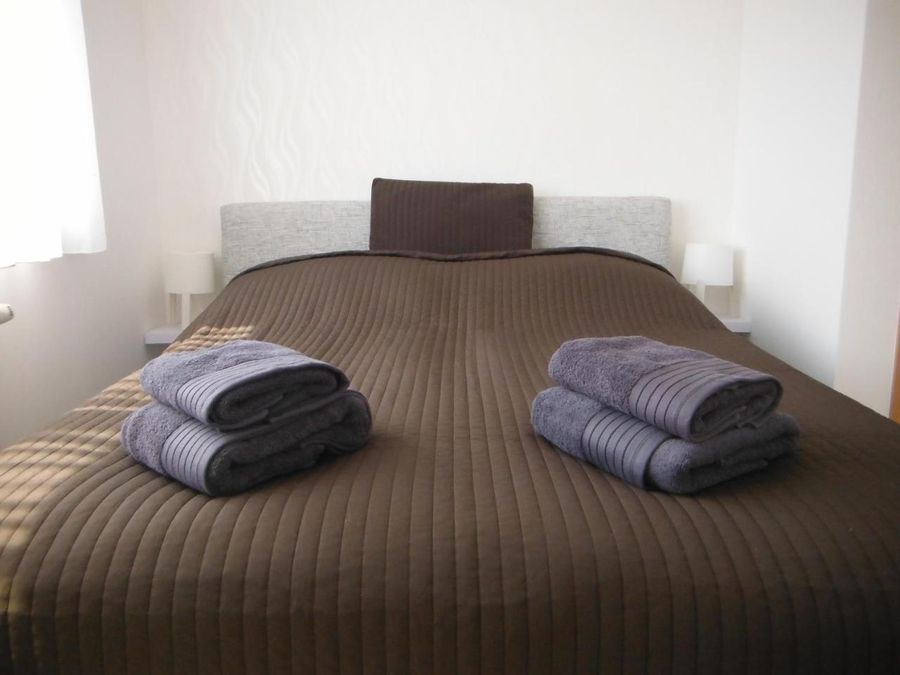 Csongor Apartman Boedapest Buitenkant foto